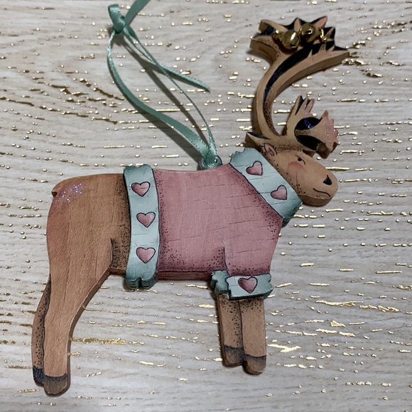 Alaska caribou reindeer wood ornament Mary Harper - Picture 10 of 12